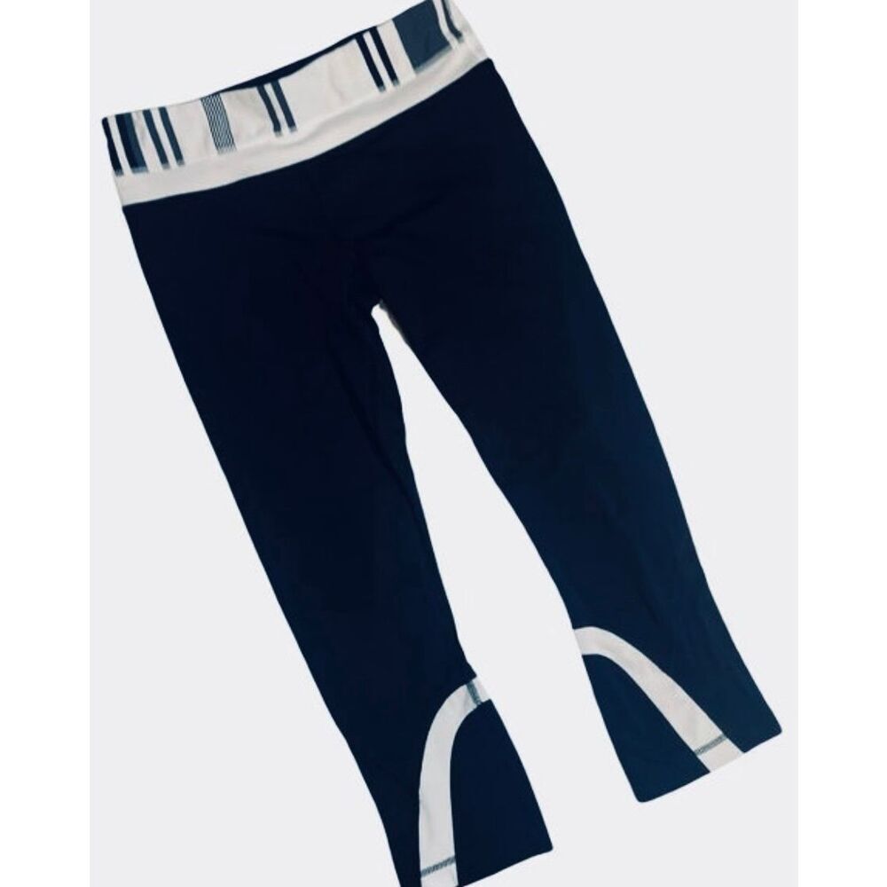 Lululemon Inspire Crop ll Leggings - Picture 6 of 9